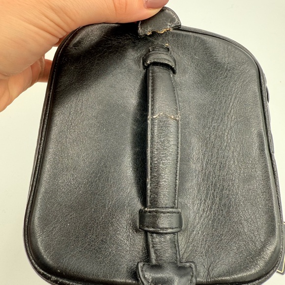 CHANEL Black Cosmetic Case with Gold Zipper - Picture 6 of 12